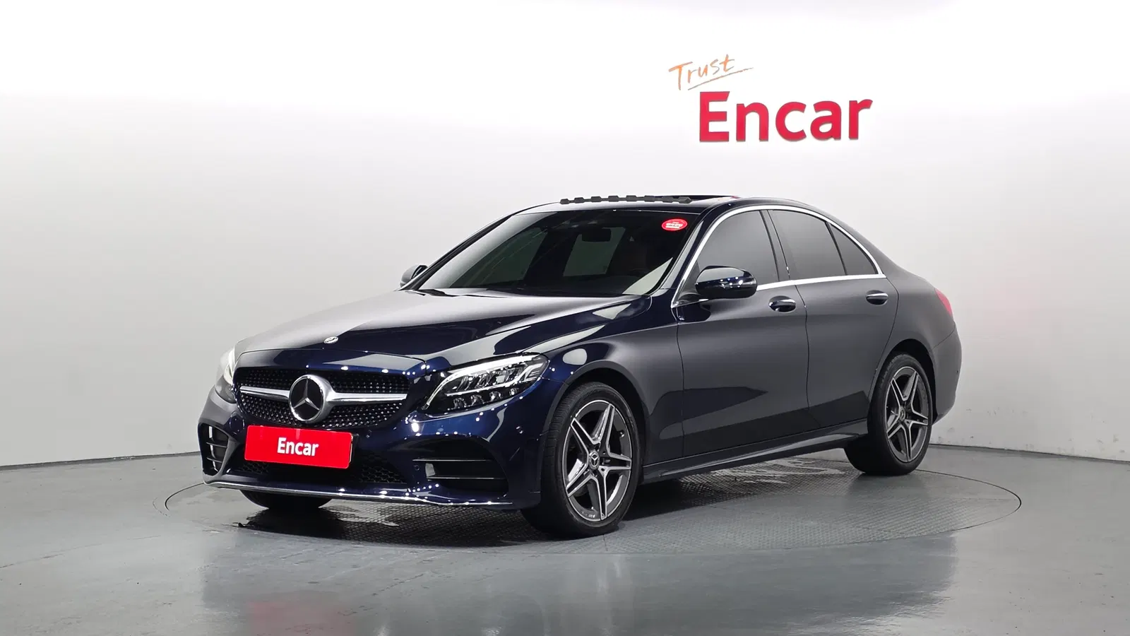 Mercedes-Benz Classe C AMG Line · C200 (W205) 2021 — photo 1 sur 30