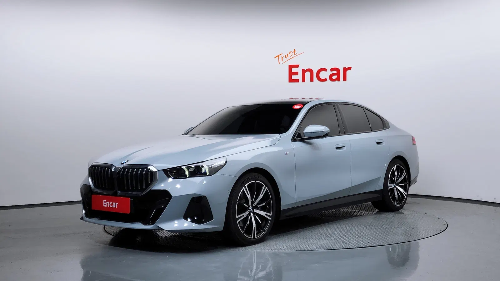 BMW Série 5 (G60) 530i xDrive M Sport 2024 — photo 1 sur 20