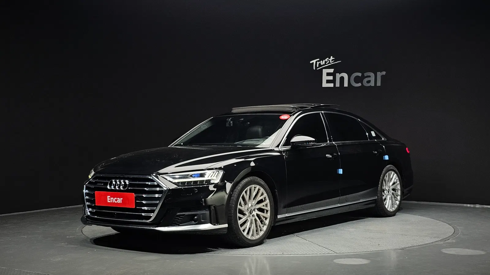 Audi A8 (D5) 55 TFSI Quattro LWB 2021 — photo 1 sur 20