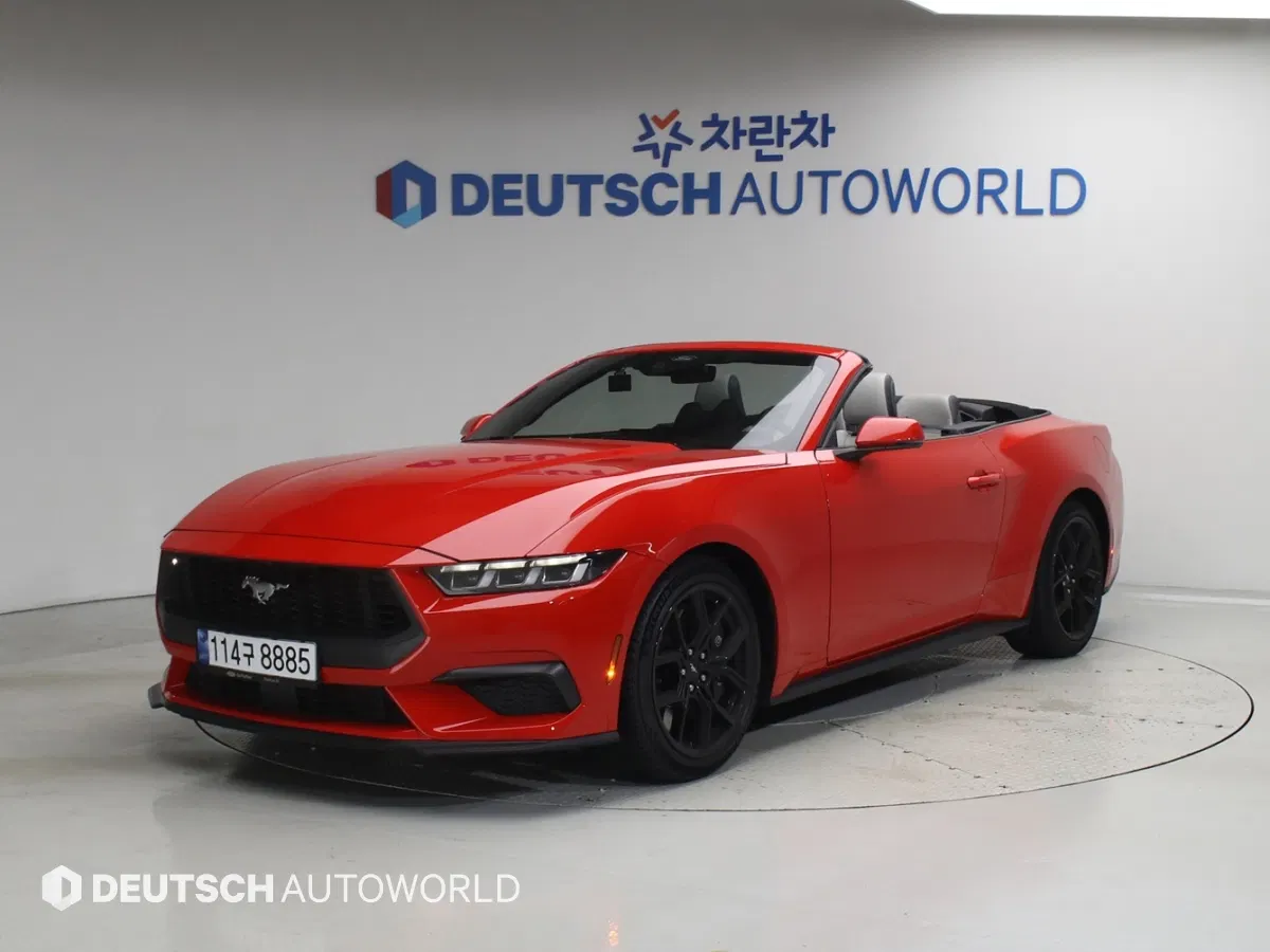 Ford Mustang 7e génération 2.3 EcoBoost Premium Convertible 2024 — photo 1 sur 26