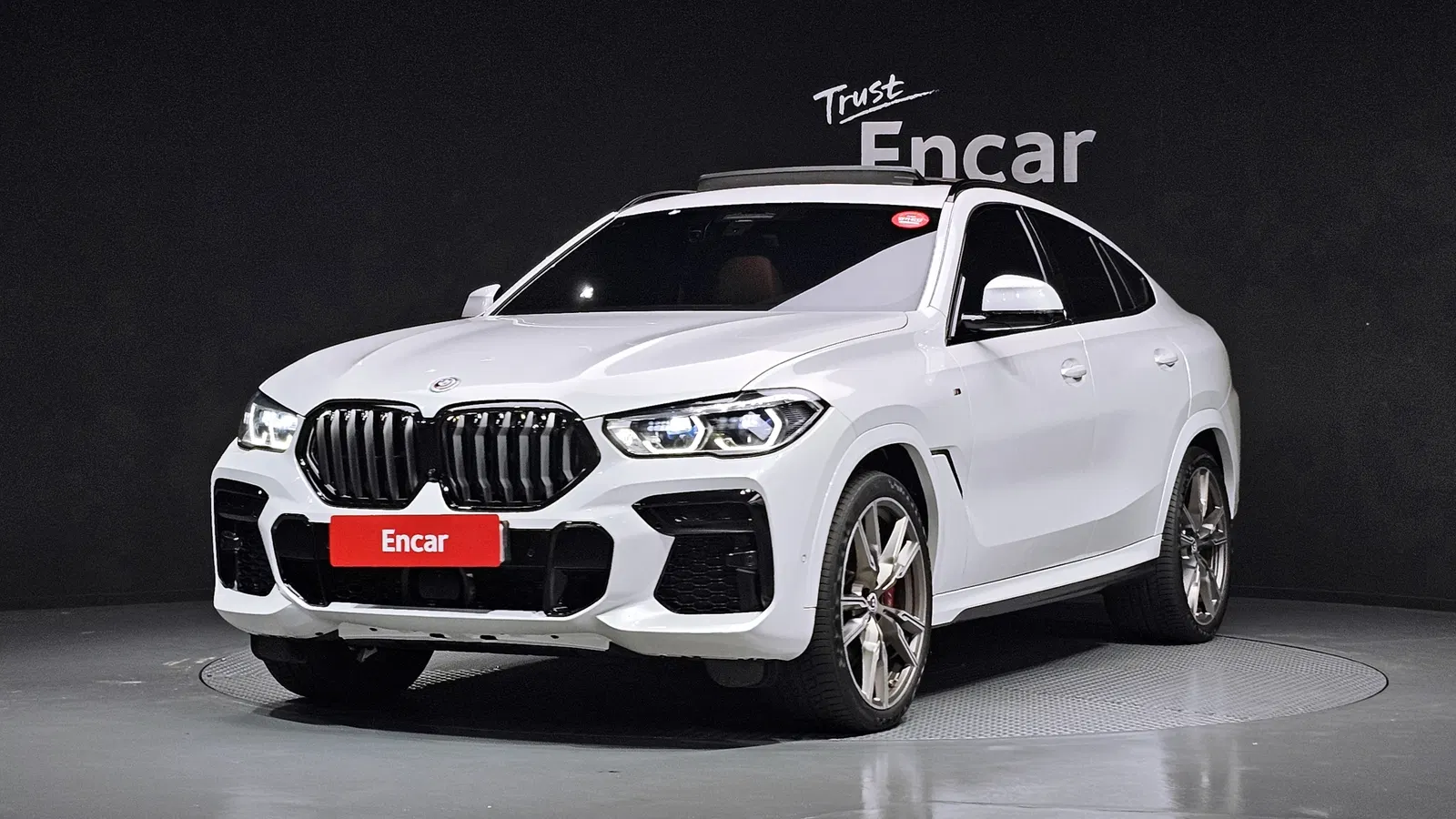 BMW X6 (G06) M50i 2023 — photo 1 sur 37