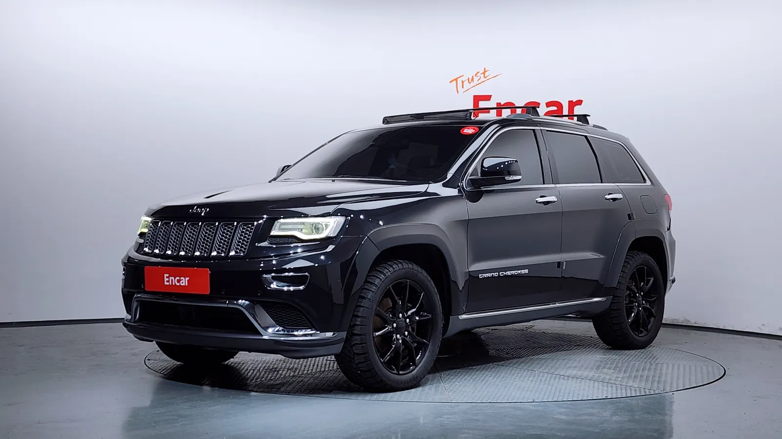 Jeep Grand Cherokee 3.0 Diesel Overland Summit 2015 — photo 1 sur 20