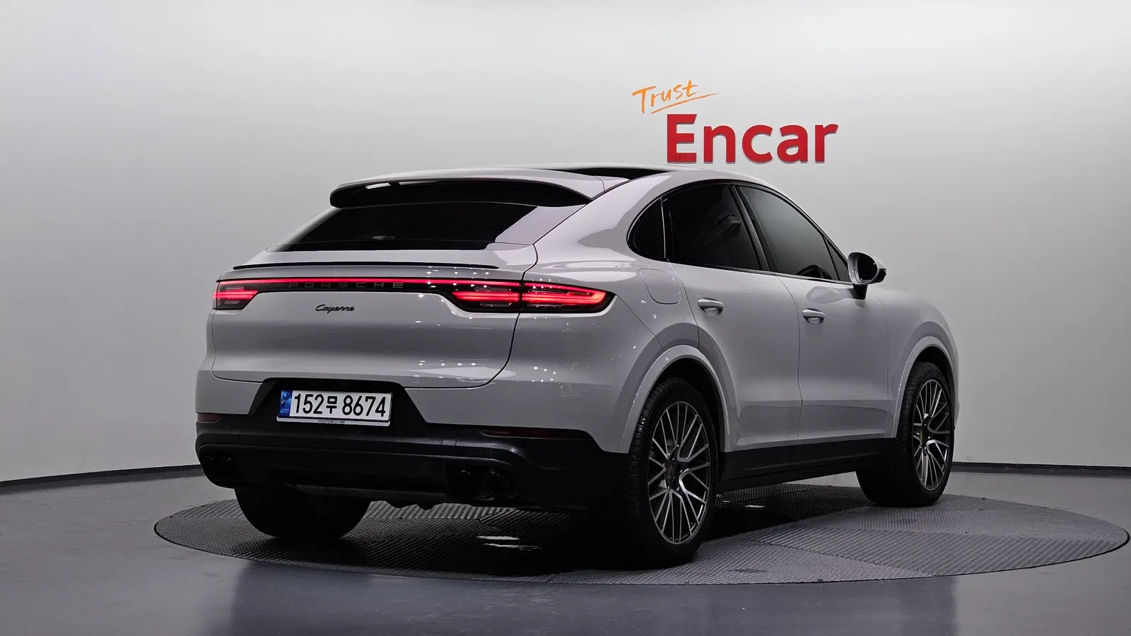 Porsche Cayenne (PO536) 3.0 Coupé Platinum Edition 2023 — photo 1 sur 31