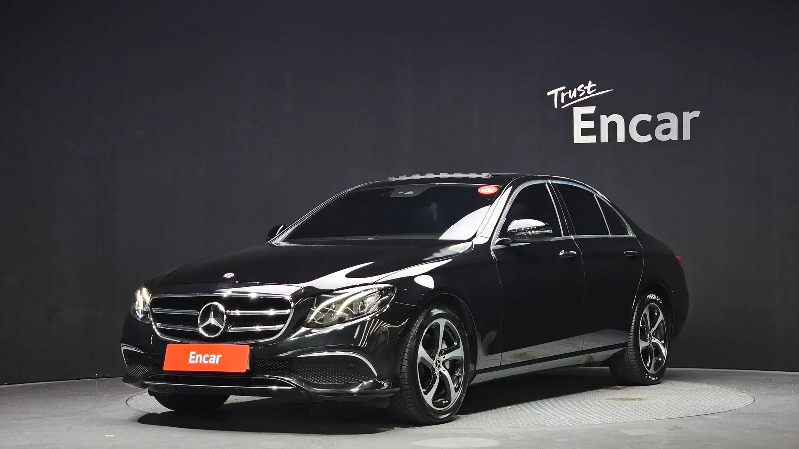 Mercedes-Benz Classe E E250 Avantgarde (W213) 2020 — photo 1 sur 20