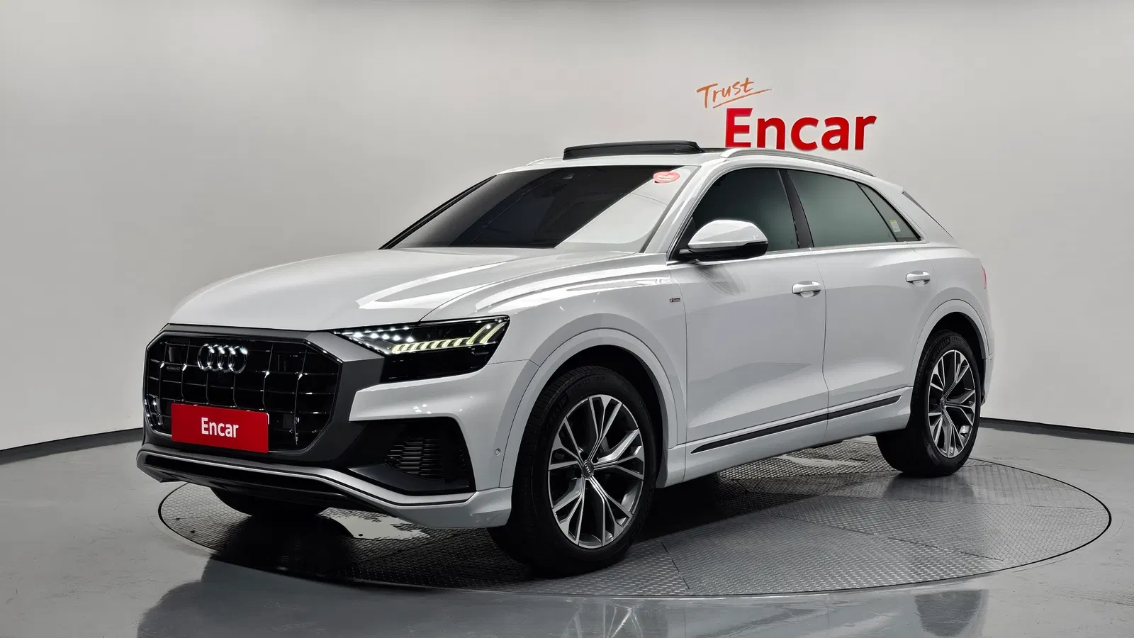 Audi Q8 (4M) 50 TDI Quattro Premium 2021 — photo 1 sur 20