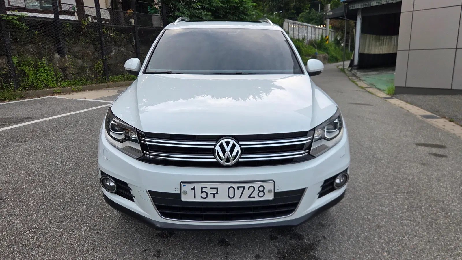 Volkswagen Tiguan 2.0 TDI Premium 2016 — photo 1 sur 17