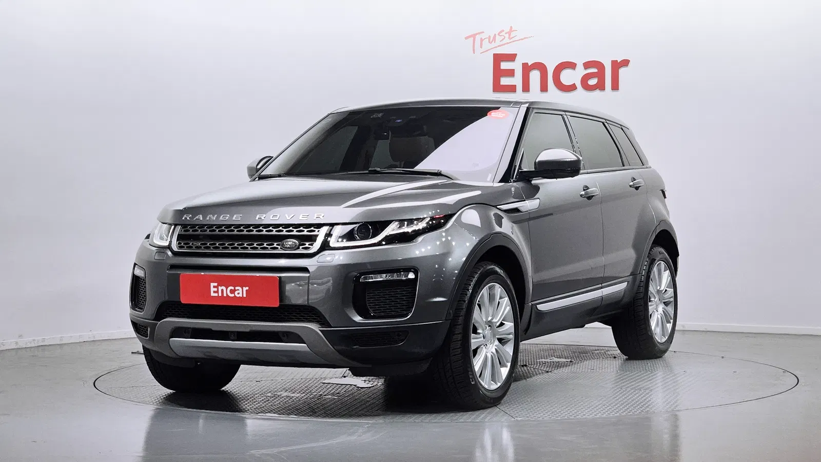 Land Rover Range Rover Evoque 2.0 TD4 HSE 2018 — photo 1 sur 30
