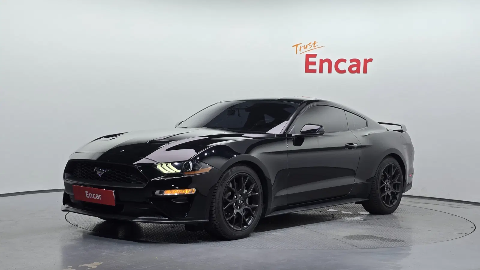 Ford Mustang Coupé 2019 — photo 1 sur 20