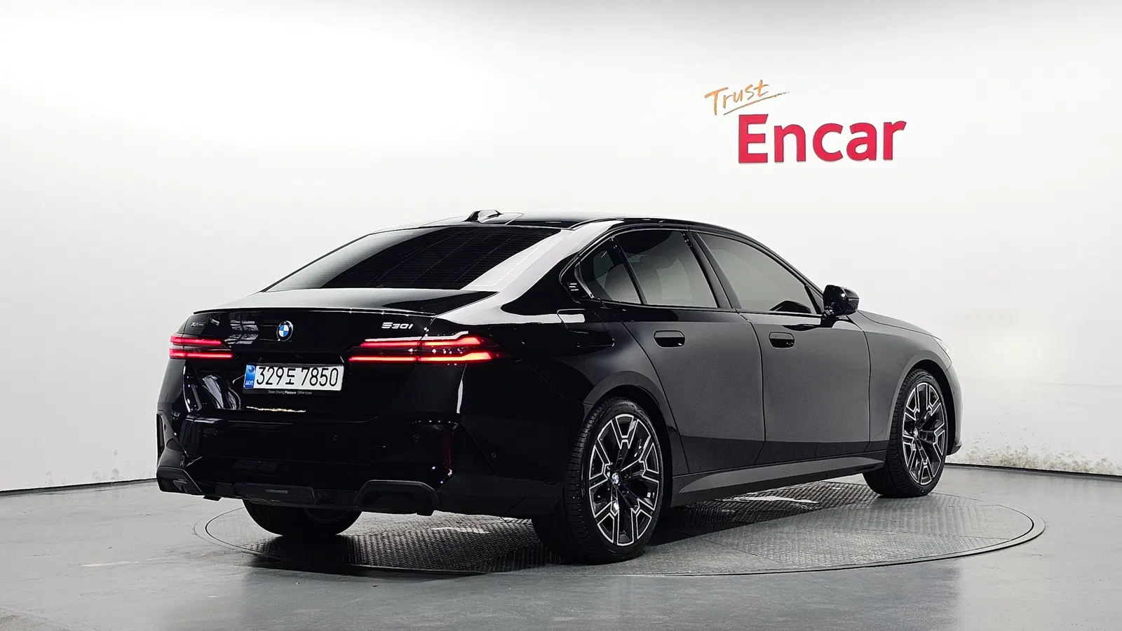 BMW Série 5 (G60) 530i xDrive M Sport Pro Special Edition 2026 — photo 1 sur 34
