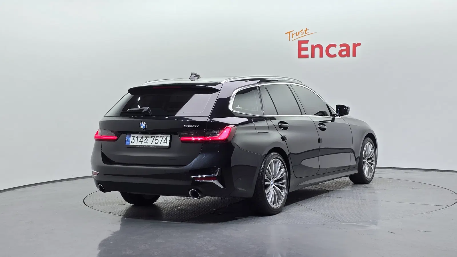 BMW Série 3 (G20) 320i Touring Luxury 2022 — photo 1 sur 33