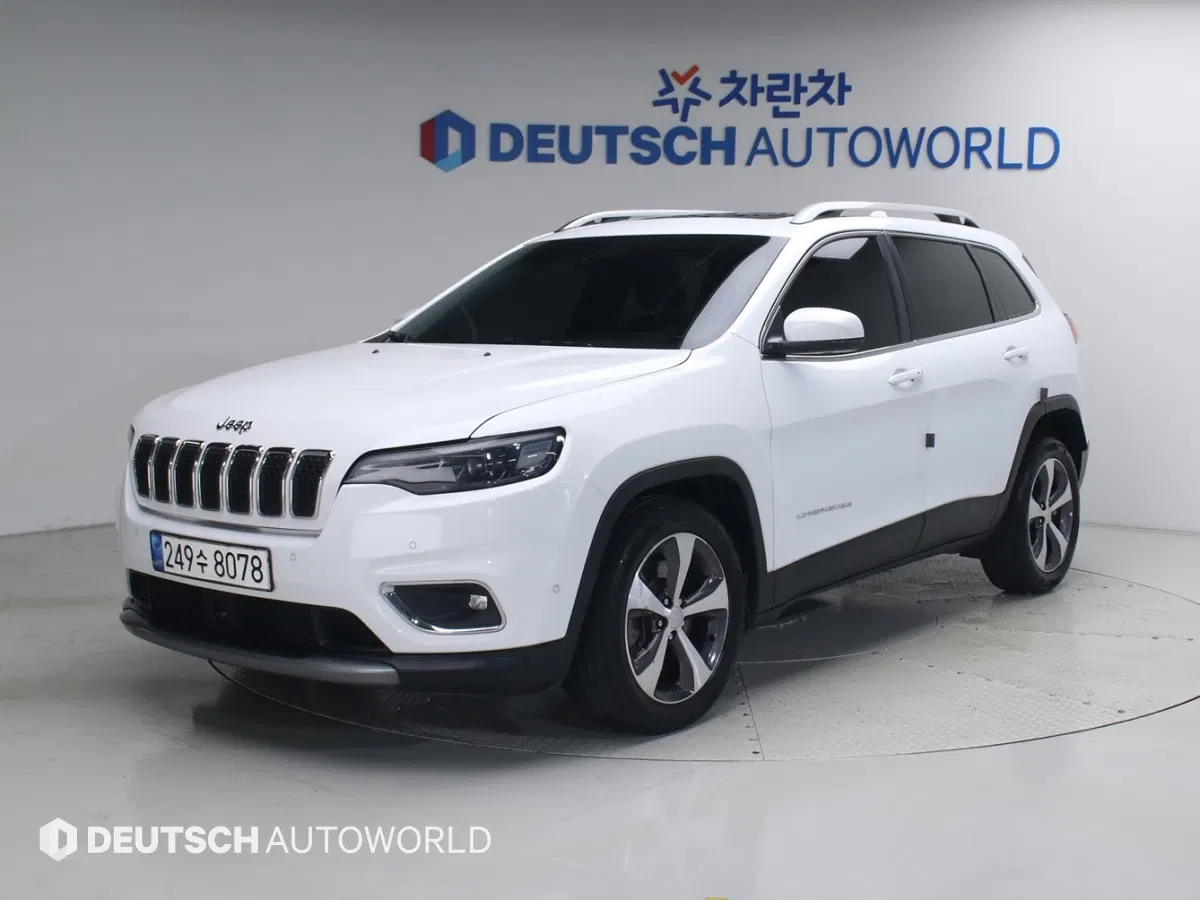 Jeep Cherokee(KL) 2.4 Limited 2WD 2021 — photo 1 sur 26
