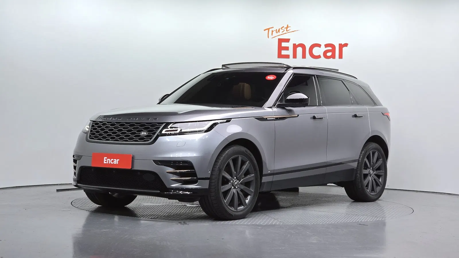 Land Rover Range Rover Velar 3.0 D300 R-Dynamic HSE 2020 — photo 1 sur 30