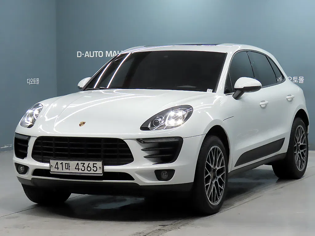 Porsche Macan 2.0 2018 — photo 1 sur 26