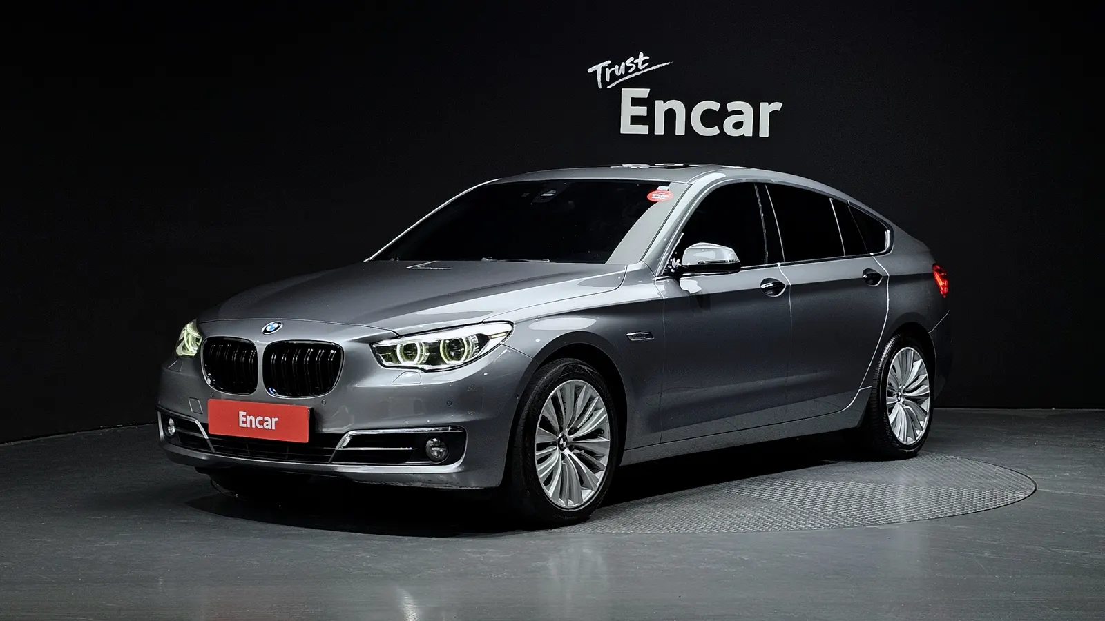 BMW Série 5 GT (F07) GT 30d xDrive 2017 — photo 1 sur 30