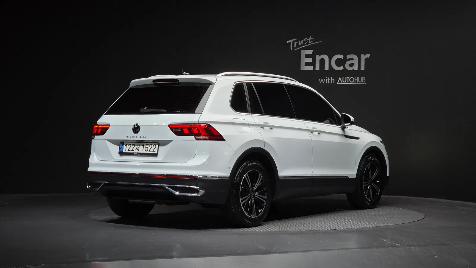 Volkswagen Tiguan 2e génération 2.0 TDI Premium 2023 — photo 1 sur 30