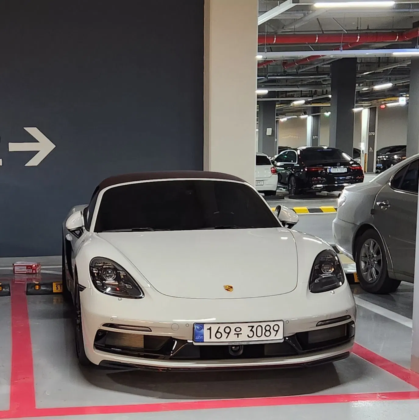 Porsche 718 Boxster 4.0 GTS 2023 — photo 1 sur 9