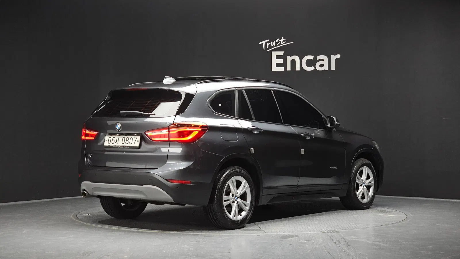 BMW X1 (F48) xDrive 18d 2016 — photo 1 sur 36