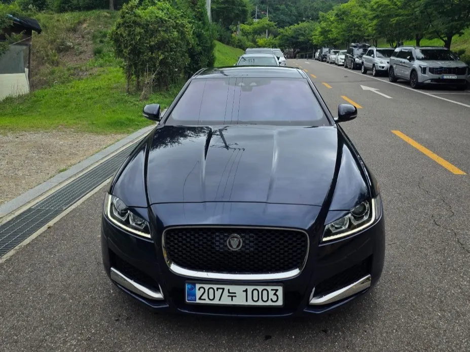 Jaguar XF (X260) 20d Prestige 2017 — photo 1 sur 18