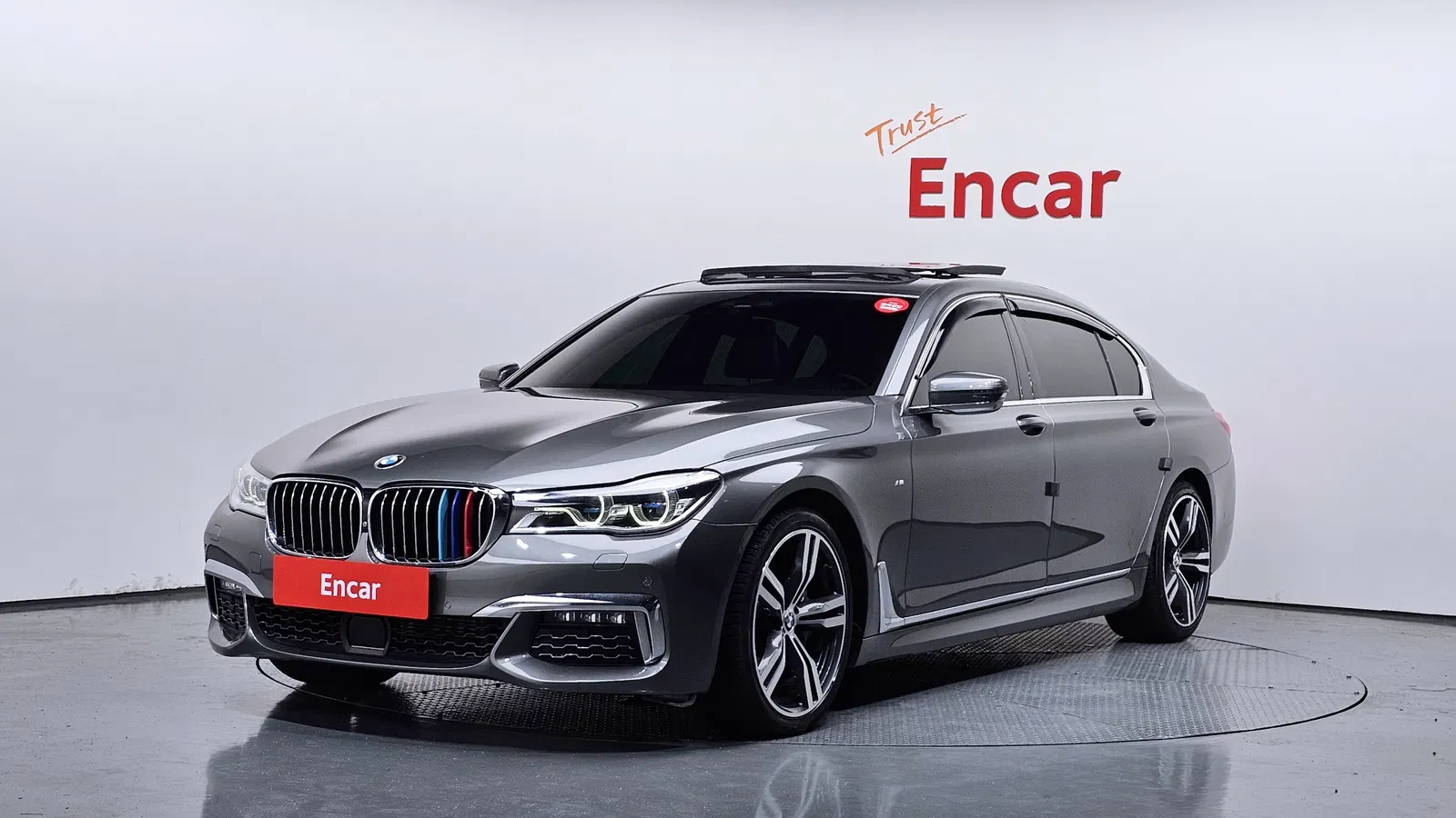 BMW Série 7 (G11) 730Ld xDrive M Sport 2019 — photo 1 sur 43