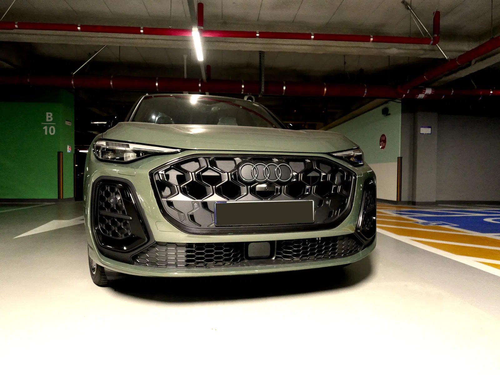 Audi Q5 (80A) 45 TFSI Quattro S Line Black Edition 2025 — photo 1 sur 10