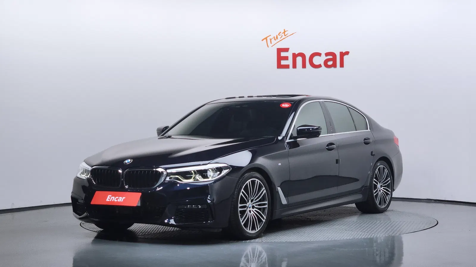 BMW Série 5 (G30) 530i M Sport Plus 2019 — photo 1 sur 37