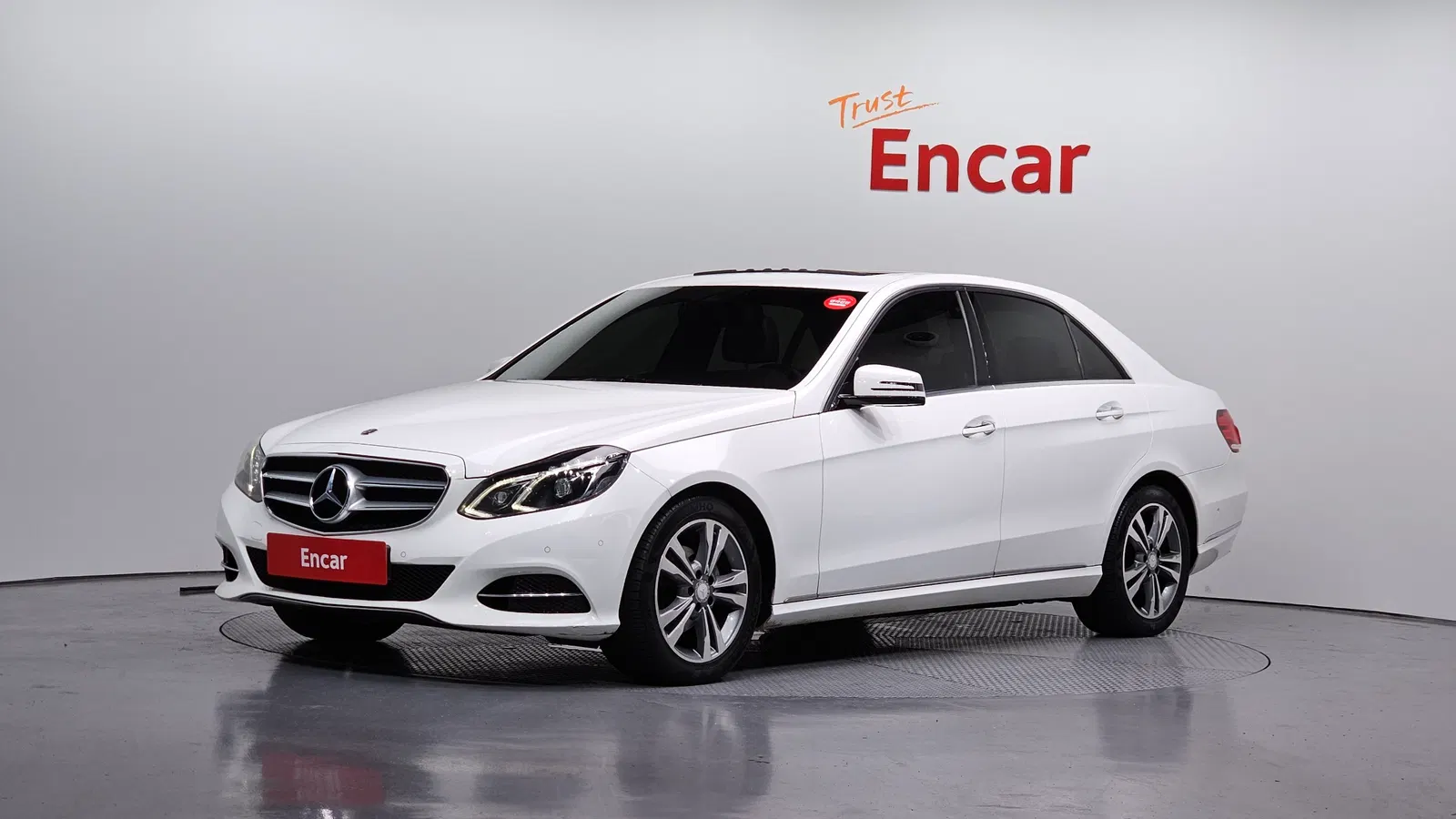 Mercedes-Benz Classe E E220 BlueTEC Avantgarde (W212) 2015 — photo 1 sur 20