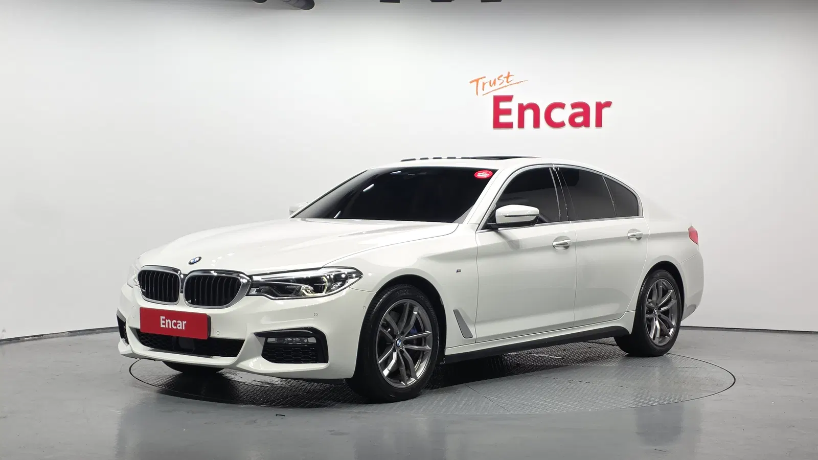 BMW Série 5 (G30) 530i xDrive M Sport Plus 2018 — photo 1 sur 32
