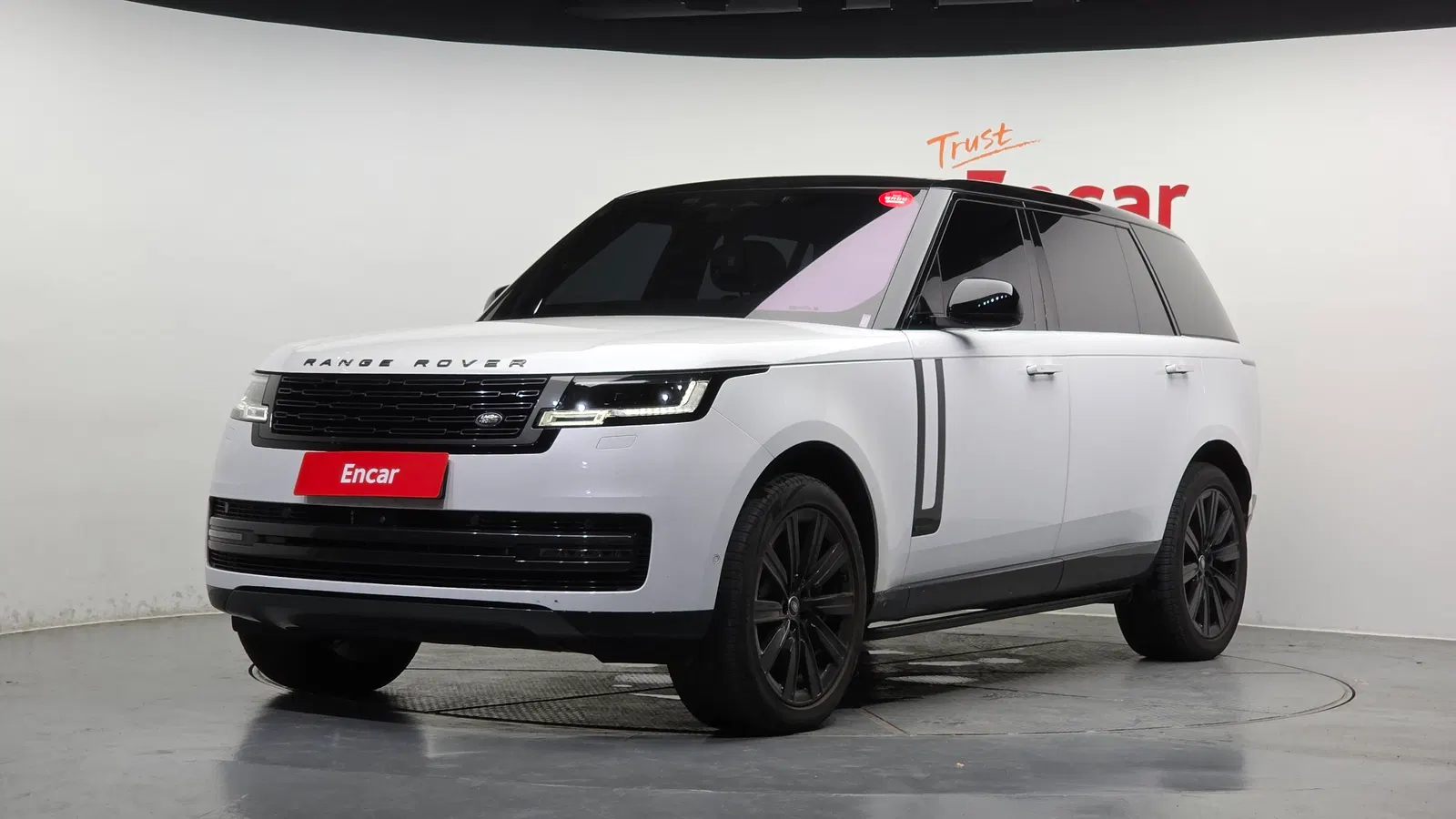 Land Rover Range Rover 5e génération P530 AB LWB 2023 — photo 1 sur 20