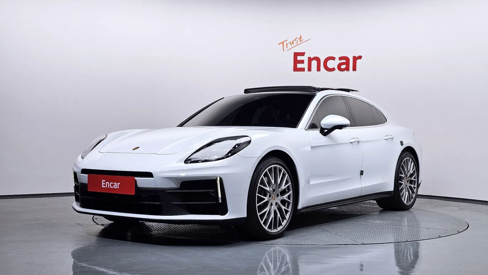 Porsche Panamera (976) 2.9 AWD 2024 — photo 1 sur 38