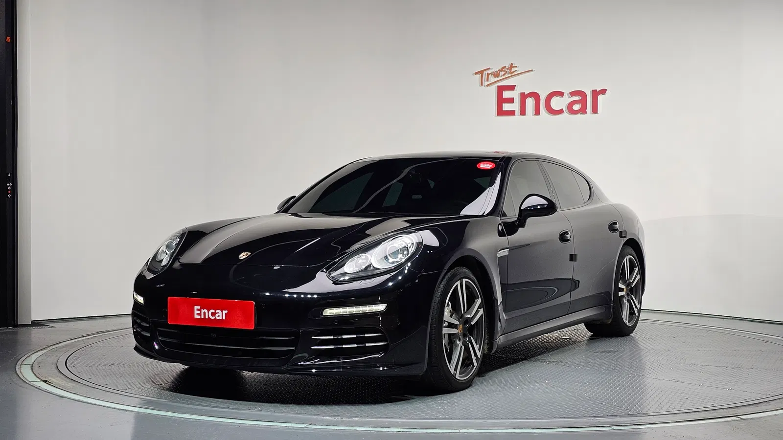 Porsche Panamera 3.6 AWD 2015 — photo 1 sur 20