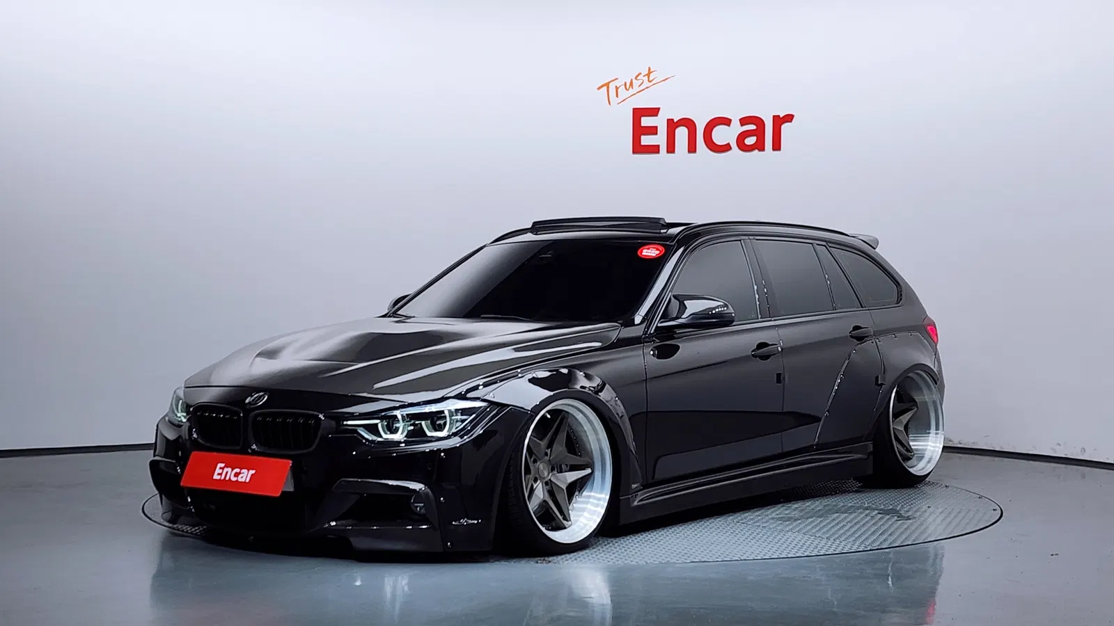 BMW Série 3 (F30) 320d Touring M Performance Edition 2016 — photo 1 sur 26