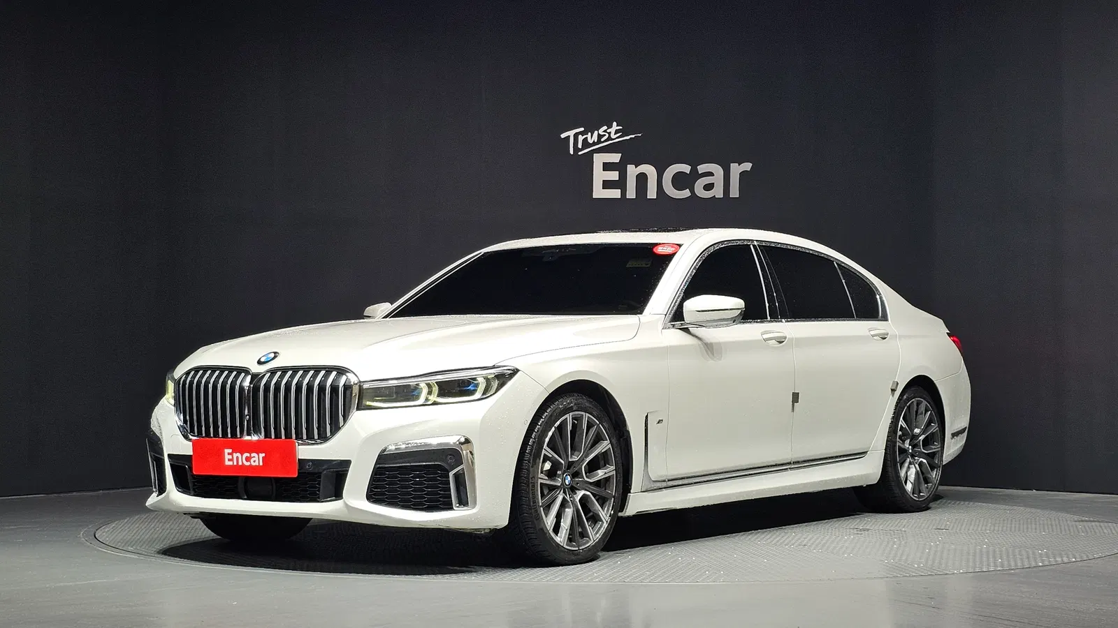 BMW Série 7 (G11) 730Ld xDrive M Sport 2020 — photo 1 sur 26