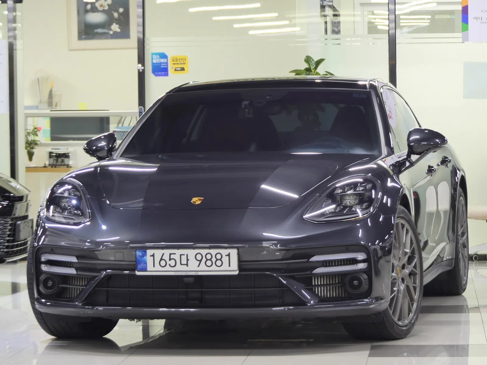 Porsche Panamera (971) 2.9 AWD Platinum Edition 2022 — photo 1 sur 22