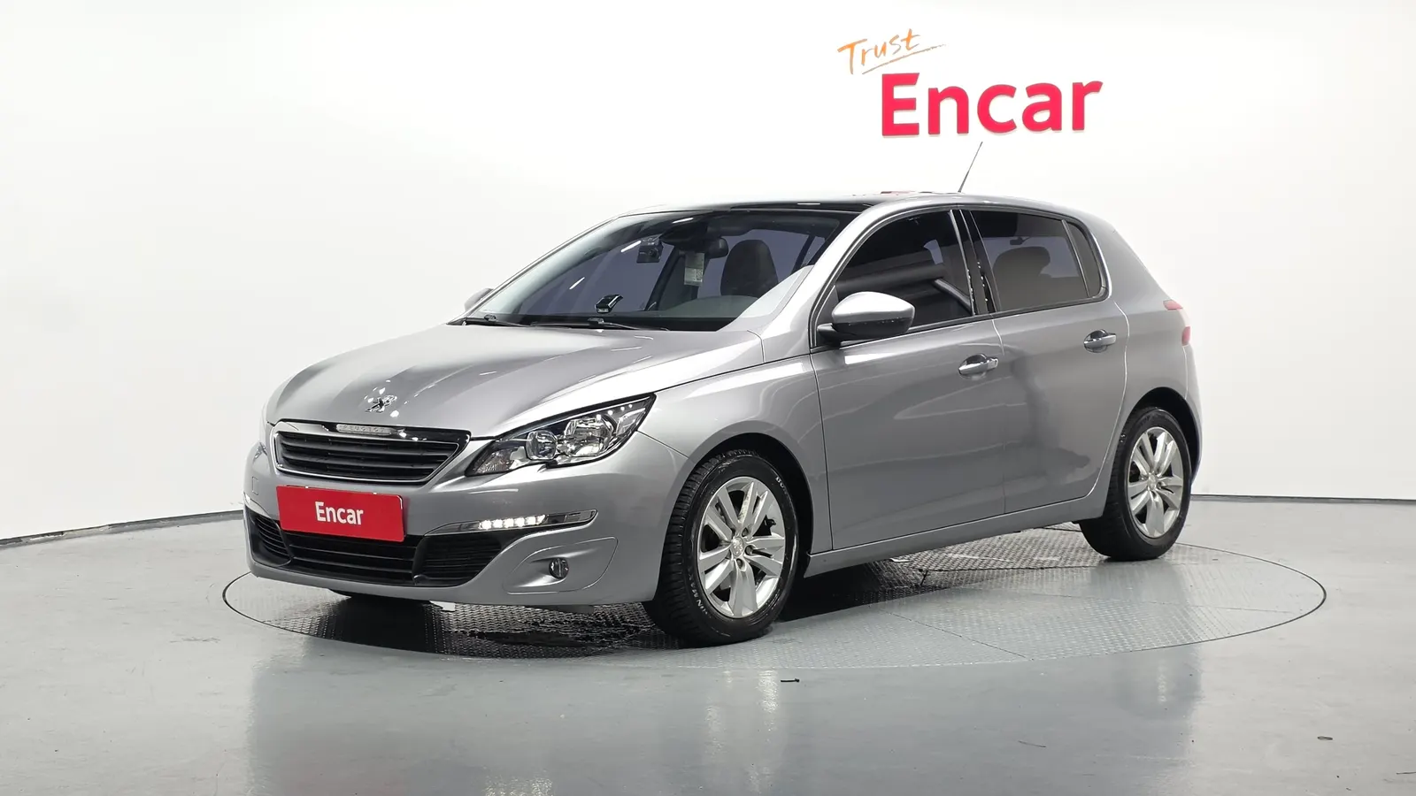 Peugeot 308 2e génération 1.6 BlueHDi Allure 2016 — photo 1 sur 20