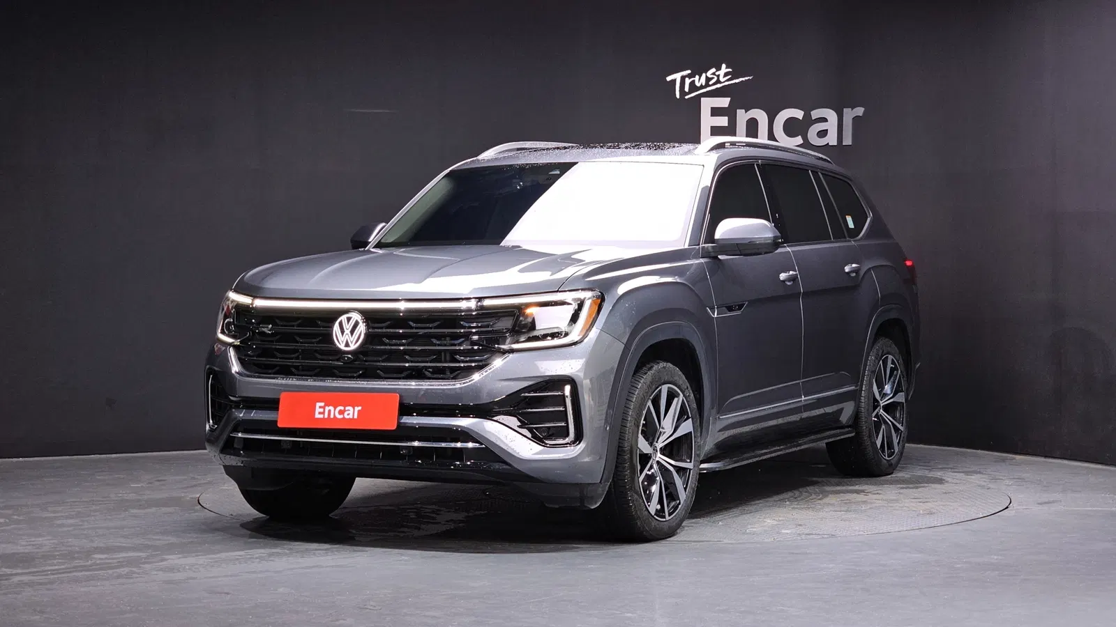 Volkswagen Atlas 2.0 TSI R-LINE 7 places 2025 — photo 1 sur 32