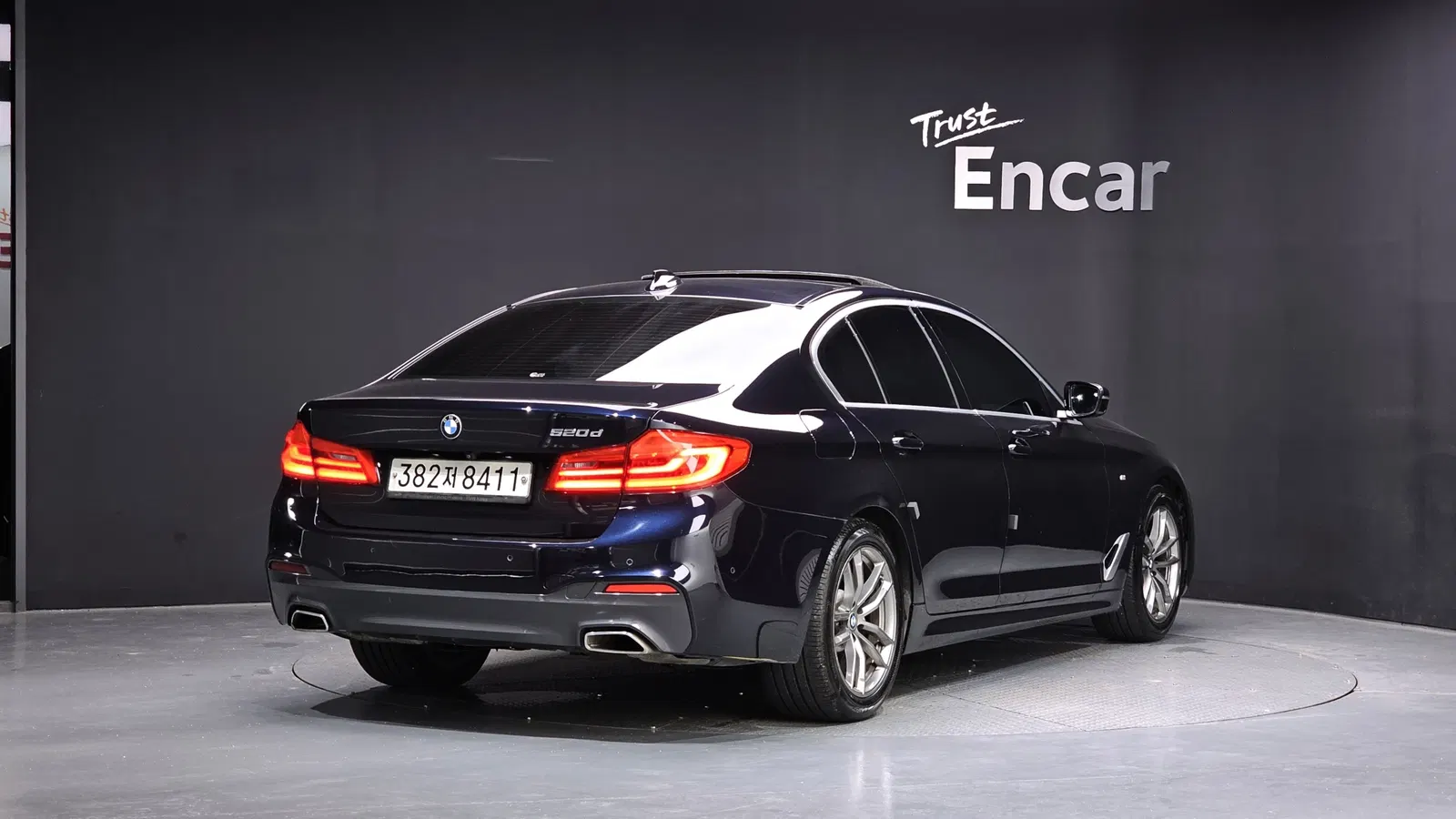 BMW Série 5 (G30) 520d M Sport Plus 2019 — photo 1 sur 34
