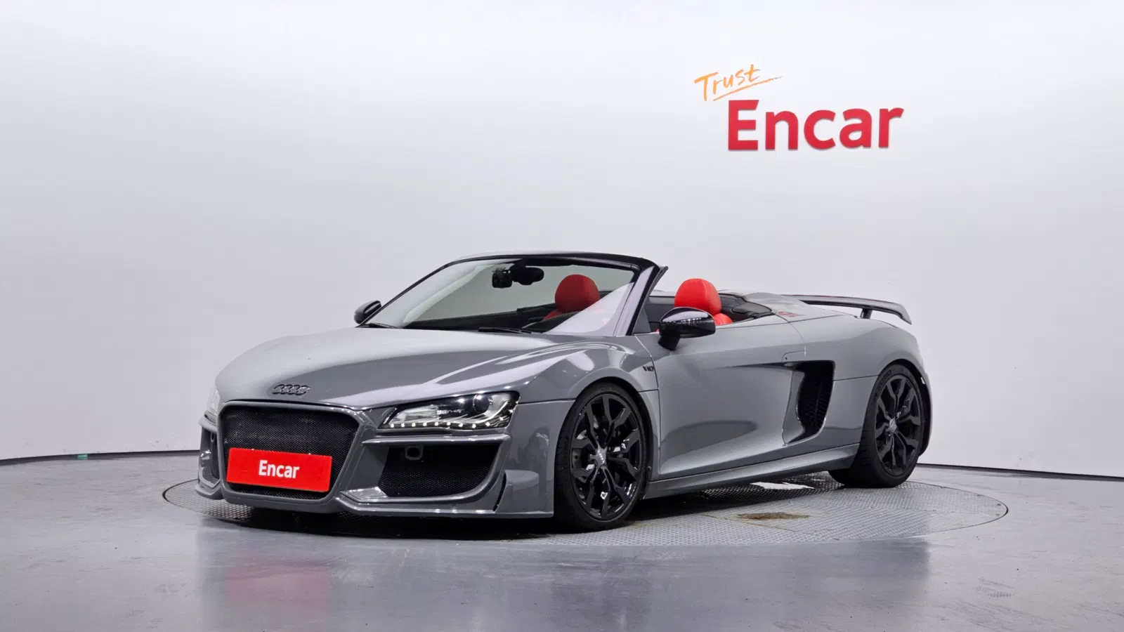 Audi R8 5.2 V10 Spyder 2012 — photo 1 sur 20