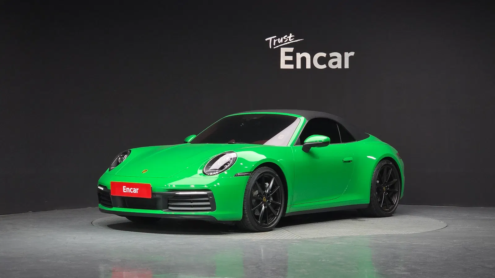 Porsche 911 (992) Carrera 4 Cabriolet 2021 — photo 1 sur 20