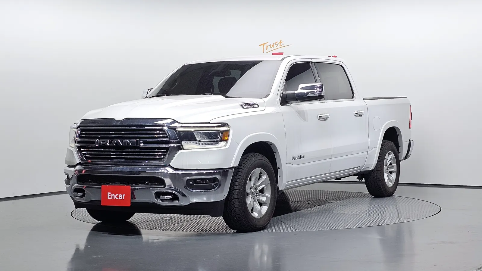 Dodge RAM Pickup 5.7 2019 — photo 1 sur 20