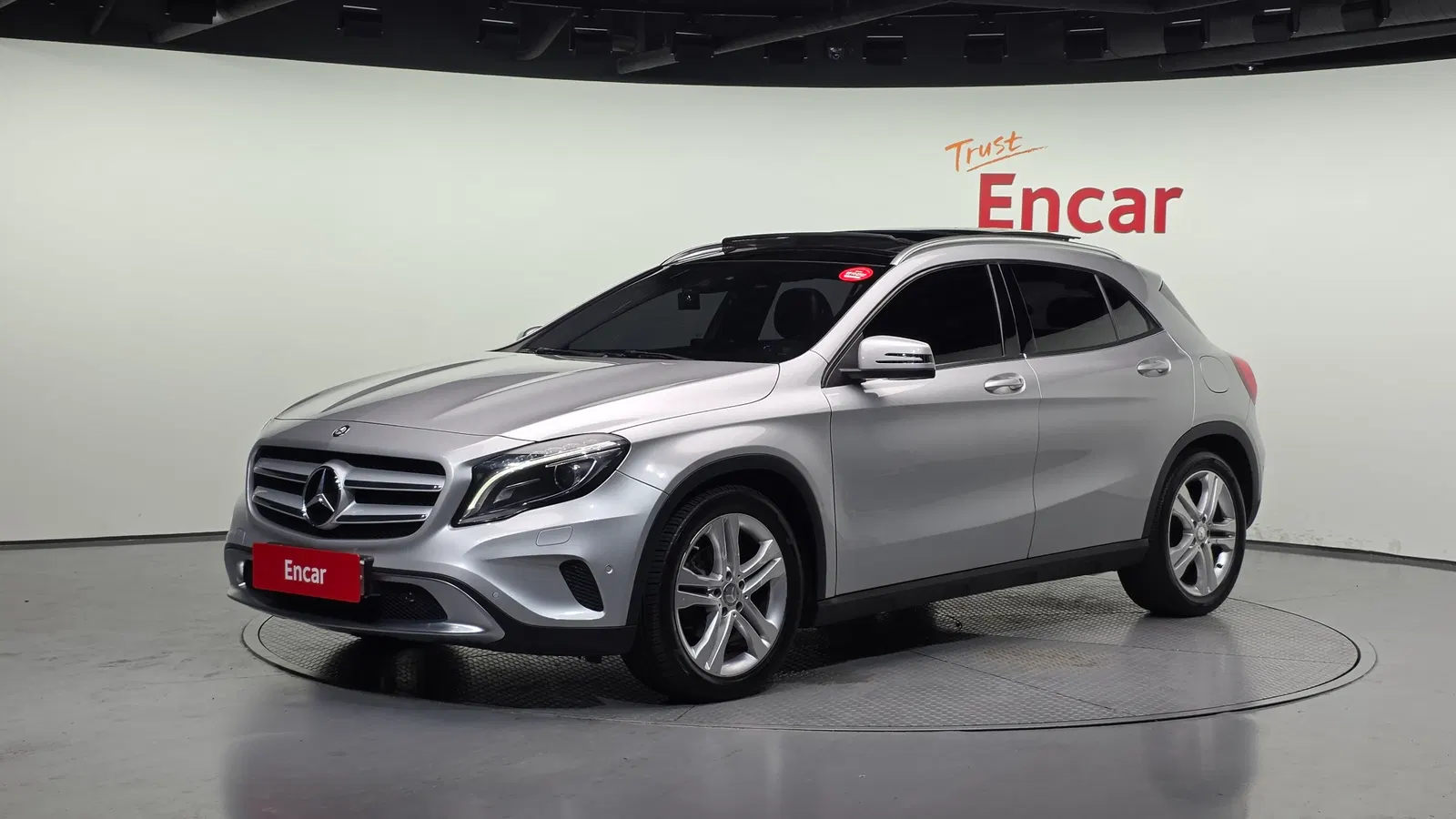 Mercedes-Benz GLA GLA200 d 4MATIC (X156) 2016 — photo 1 sur 20