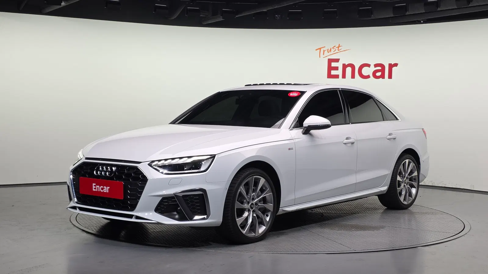 Audi A4 (B9) 45 TFSI Quattro Premium 2023 — photo 1 sur 34