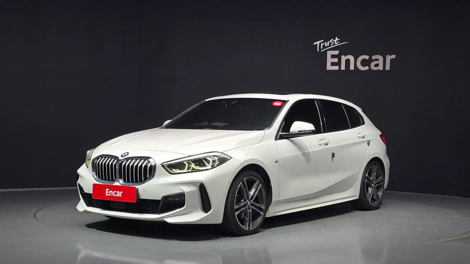 BMW Série 1 (F40) 118d M Sport 2021 — photo 1 sur 31