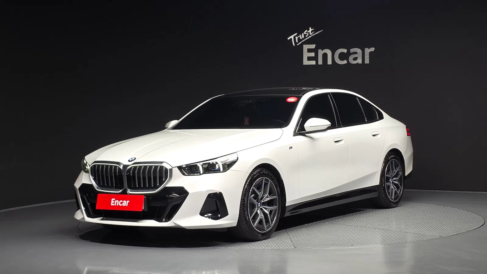 BMW Série 5 (G60) 520i M Sport 2024 — photo 1 sur 33