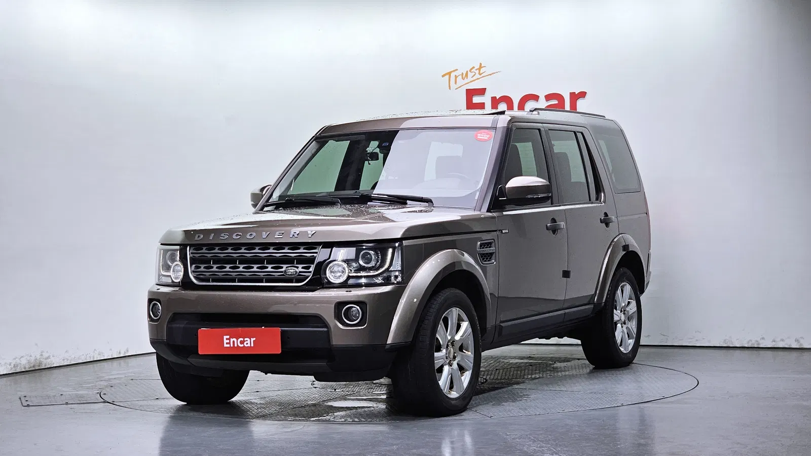 Land Rover Discovery 4 3.0 SDV6 SE 2015 — photo 1 sur 20