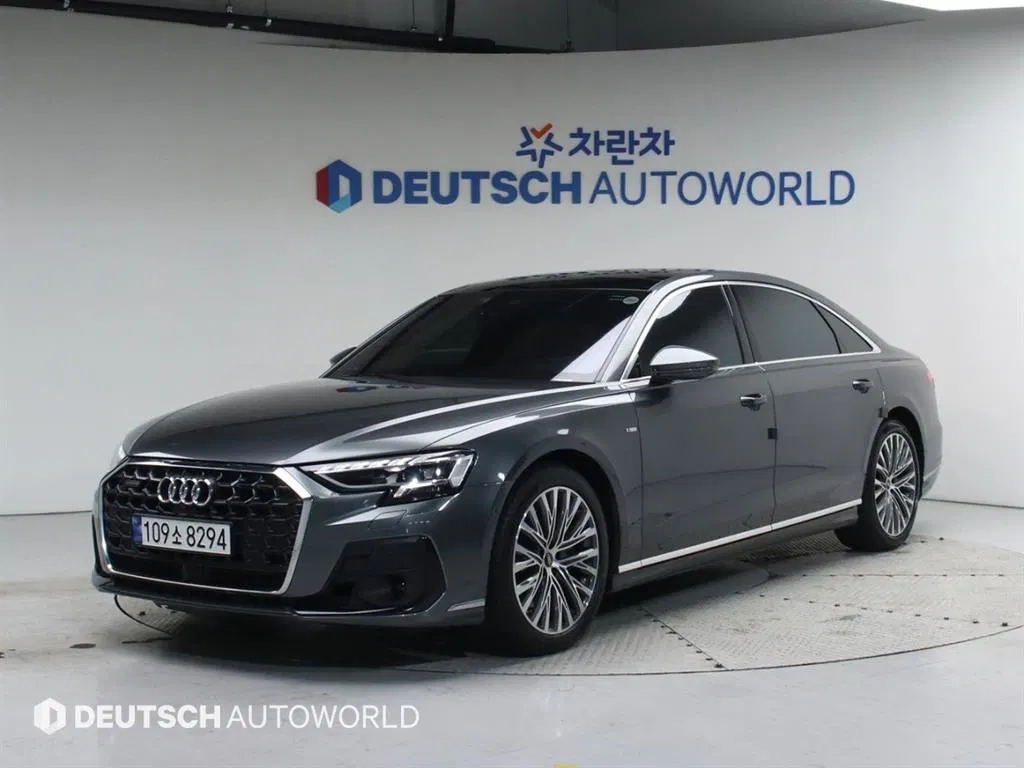 Audi A8 (D5) 55 TFSI Quattro Premium LWB 2022 — photo 1 sur 26