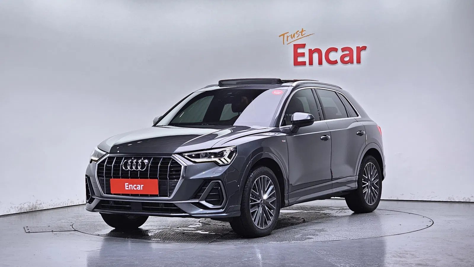 Audi Q3 (F3) 35 TDI Quattro Premium 2022 — photo 1 sur 30