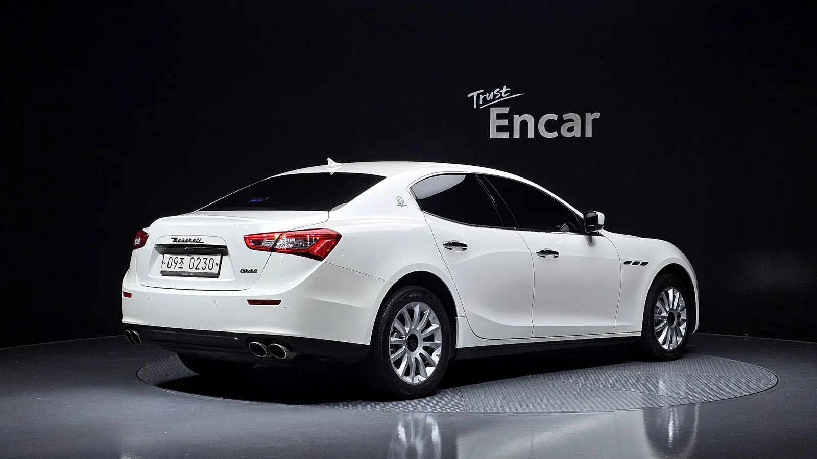 Maserati Ghibli 3.0 Diesel 2016 — photo 1 sur 38