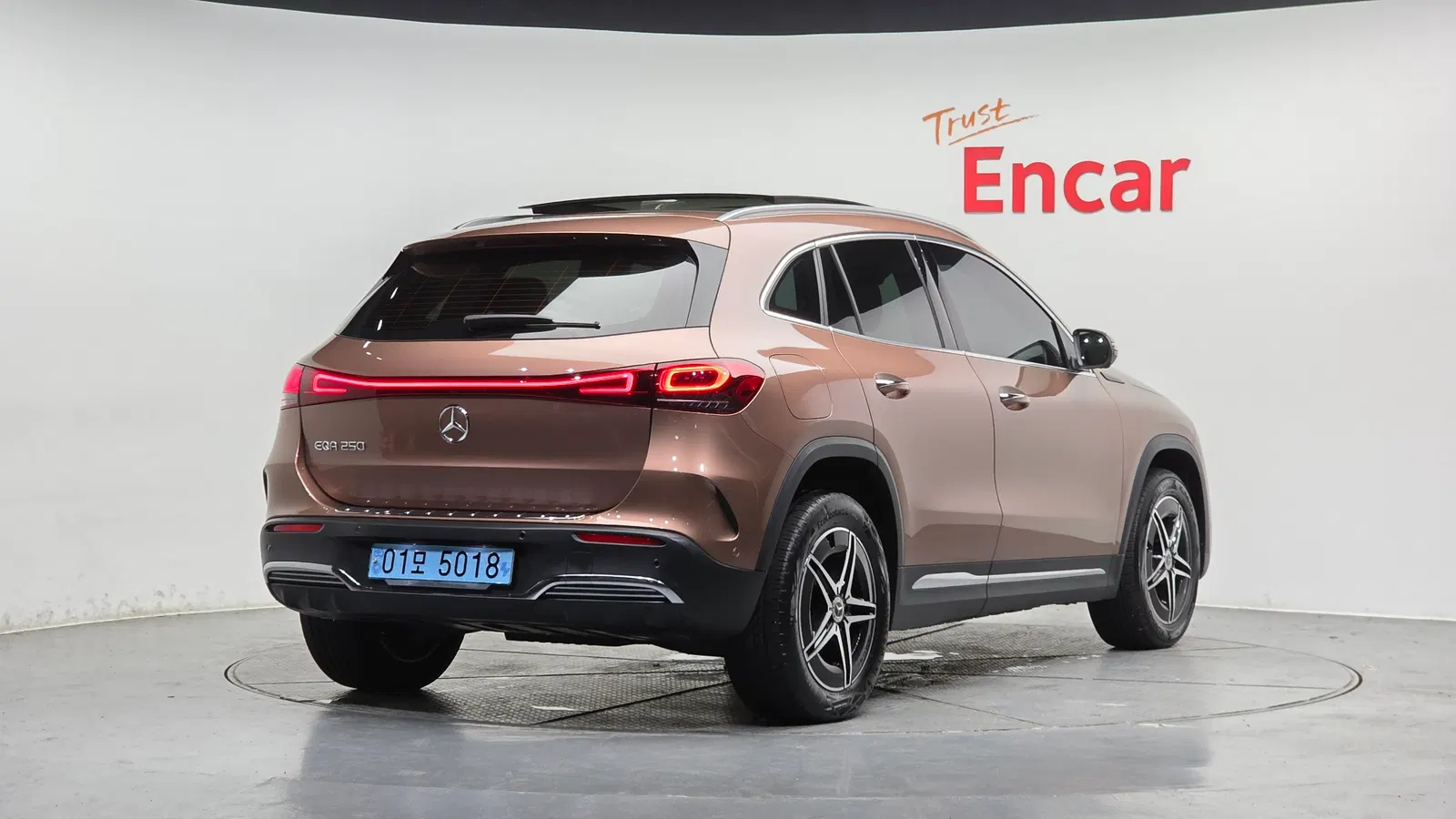 Mercedes-Benz EQA AMG Package · EQA250 Plus (H243) 2022 — photo 1 sur 31