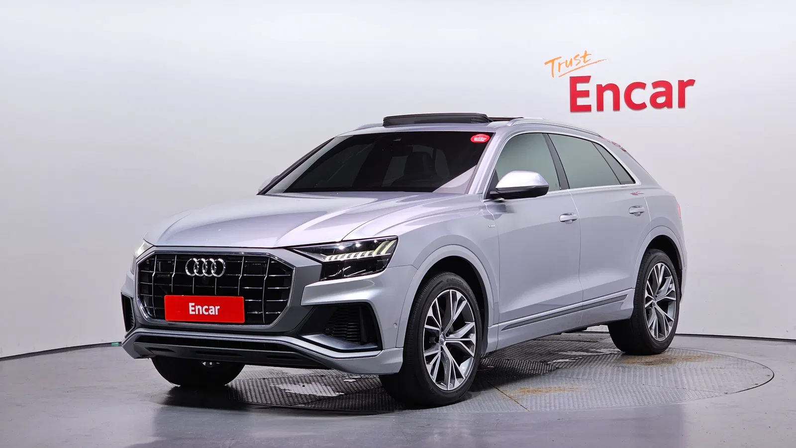 Audi Q8 (4M) 50 TDI Quattro Premium 2021 — photo 1 sur 20