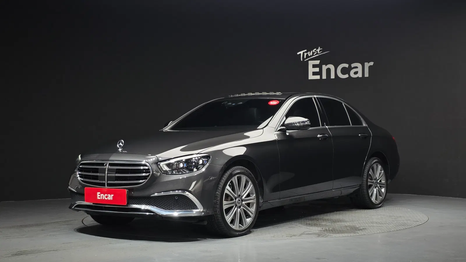 Mercedes-Benz Classe E E350 4MATIC Exclusive (W213) 2023 — photo 1 sur 34
